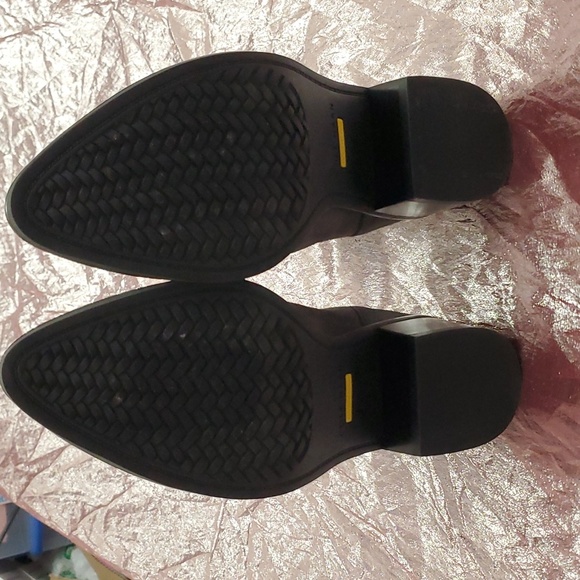 Cole Haan ankle boots size 8B - Picture 11 of 16